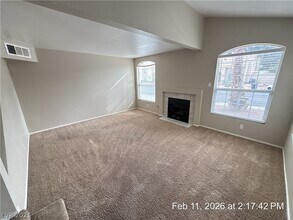 2822 Dawn Crossing Dr in Henderson, NV - Building Photo - Building Photo