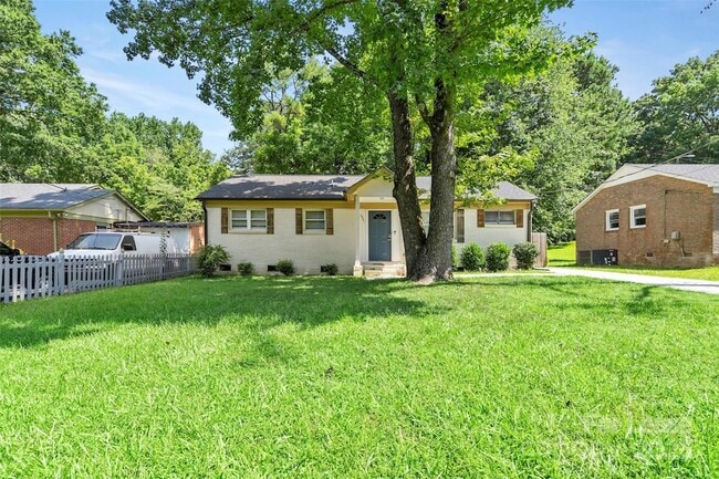 property at 2521 Dora Dr