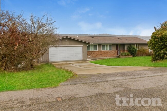 property at 8918 Erie Ave NW