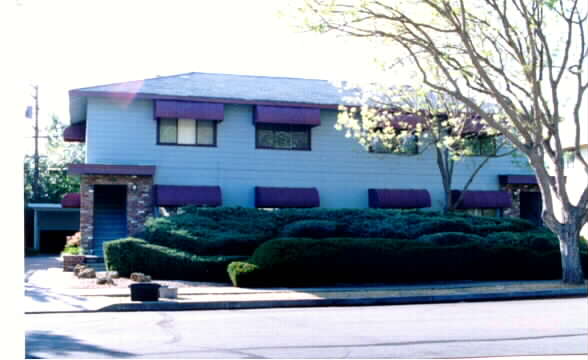 799 S Knickerbocker Dr in Sunnyvale, CA - Building Photo - Building Photo