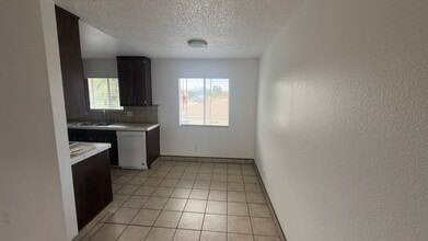 1254 Victor St in El Cajon, CA - Building Photo - Building Photo