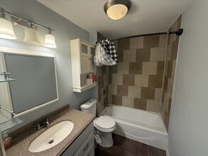 804 E 6th in Ada, OK - Building Photo - Building Photo