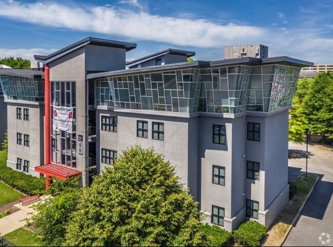 149 N Barksdale St, Unit 100