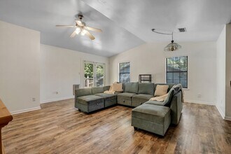 1826 Meriadoc Rd in Tallahassee, FL - Building Photo - Building Photo