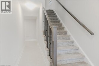 241 Raspberry Pl in Waterloo, ON - Building Photo - Building Photo