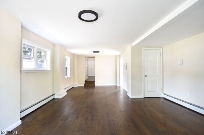 285 Orchard Terrace in Bogota, NJ - Building Photo - Building Photo