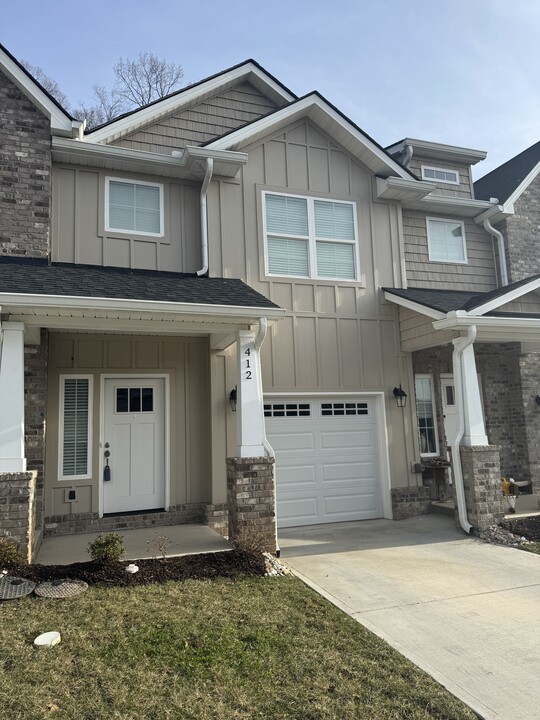 412 Boulder Ridge Way in Knoxville, TN - Foto de edificio