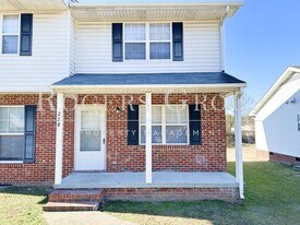 228-230 Wilmington Ave in Oxford, NC - Building Photo