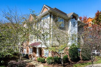 Elizabeth Court Condos in Charlotte, NC - Building Photo - Building Photo
