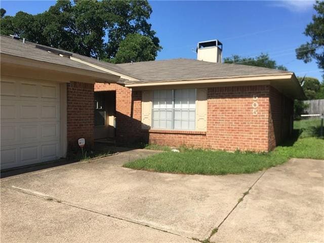 505 N Walnut Creek Dr in Mansfield, TX - Building Photo - Building Photo