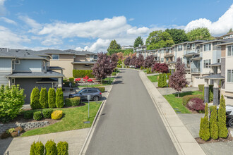 Copper Ridge at Chestnut in Kent, WA - Building Photo - Building Photo