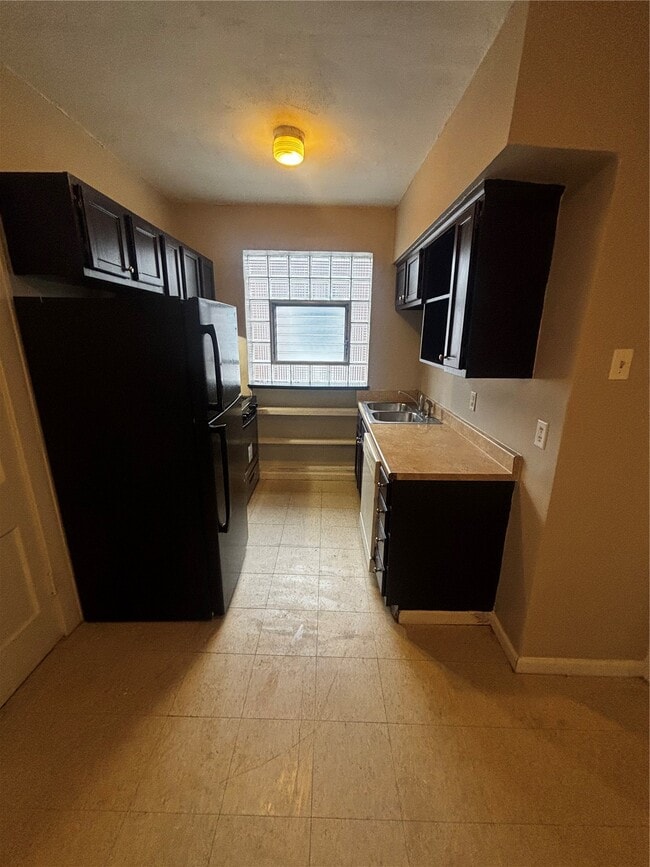 5043 Alaska Ave in St. Louis, MO - Building Photo - Building Photo