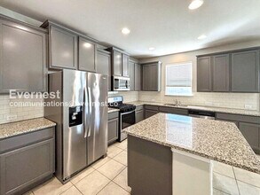 6401 Andes Peak Trail in Austin, TX - Building Photo - Building Photo