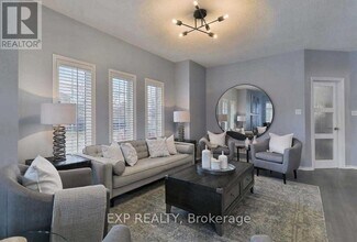 1 Goldie Ave in Brampton, ON - Building Photo - Building Photo