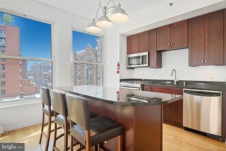 675 E St NW in Washington, DC - Building Photo - Building Photo