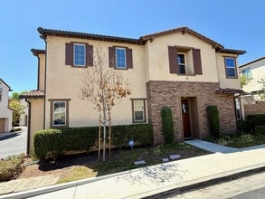2955 Villa Catalonia Cir in Corona, CA - Building Photo - Building Photo