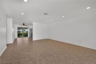 167 Crown Dr in Naples, FL - Building Photo - Building Photo