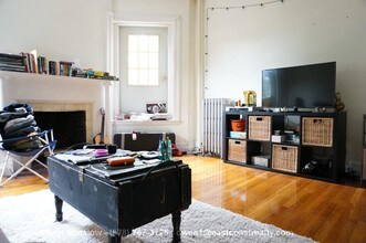 1071 Beacon St-Unit -D06 in Brookline, MA - Building Photo - Building Photo