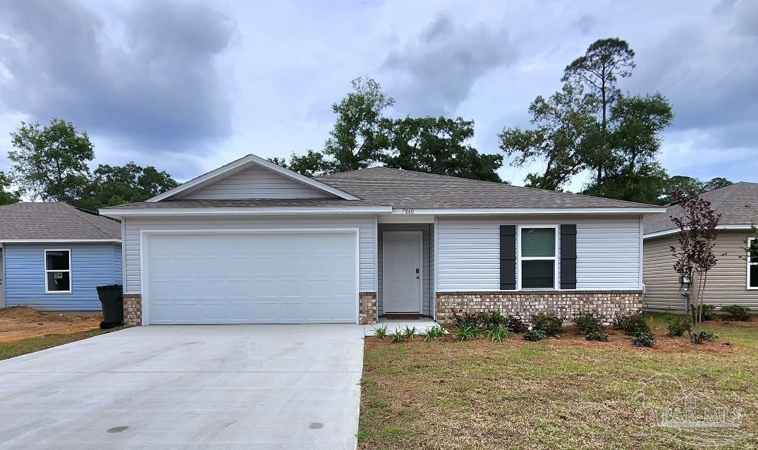 7860 Maxton Rd in Pensacola, FL - Building Photo