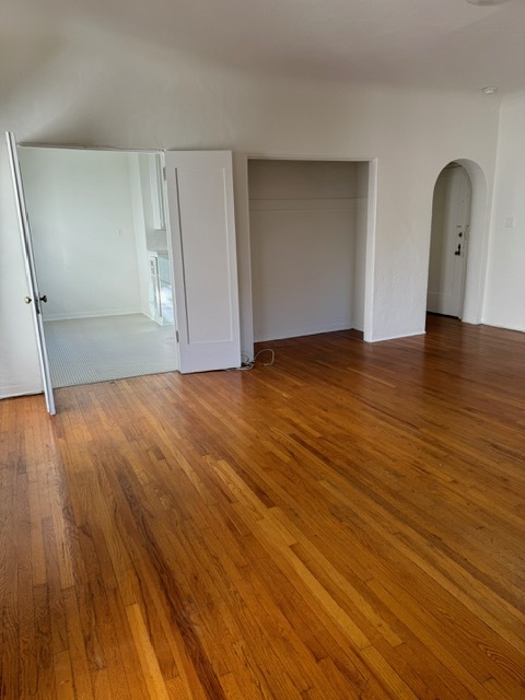 1482 S Shenandoah St in Los Angeles, CA - Foto de edificio - Building Photo