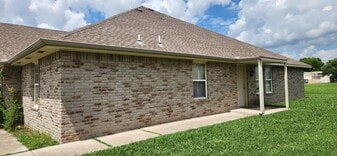 1309 Commerce Dr in Norman, OK - Building Photo