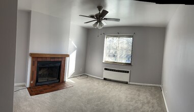 2774 W North Bend Rd in Cincinnati, OH - Building Photo - Building Photo