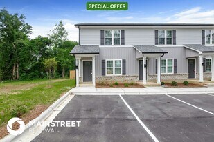512 Rogers Lake Rd E in Kannapolis, NC - Building Photo
