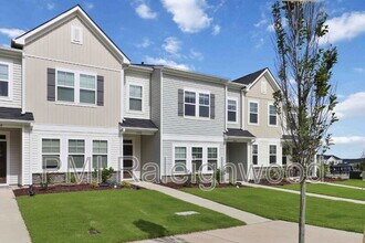 2326 Chert Ln in Raleigh, NC - Building Photo - Building Photo