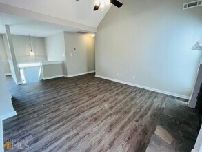 311 Cranford Mill Dr in Newnan, GA - Building Photo - Building Photo