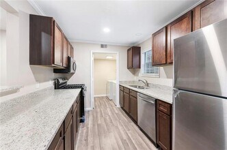 103 Sterling Ct in Alpharetta, GA - Building Photo - Building Photo