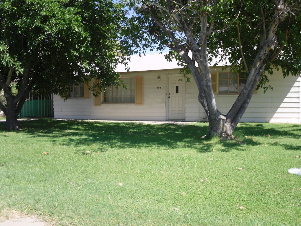 1404 E Hudson Dr in Tempe, AZ - Foto de edificio