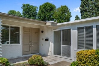 479 Calle Cadiz in Laguna Woods, CA - Building Photo - Building Photo