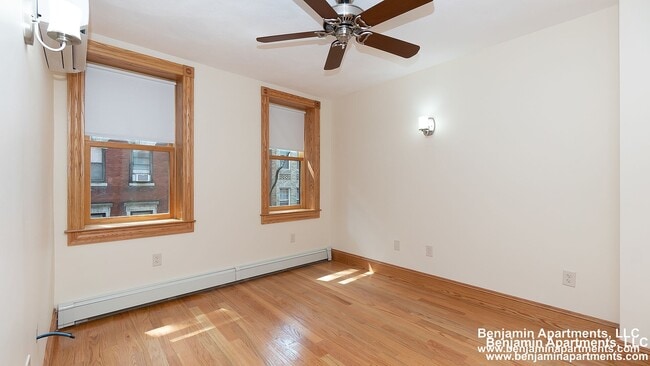 48 Garden St, Unit 4 in Boston, MA - Foto de edificio - Building Photo