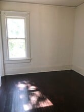 3127 N Bartlett Ave, Unit 2 in Milwaukee, WI - Foto de edificio - Building Photo