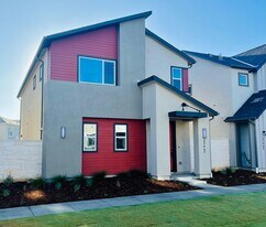 27467 Longview Pl in Valencia, CA - Building Photo