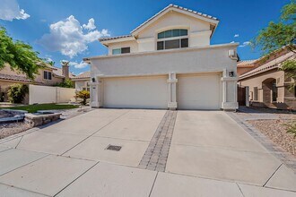 1612 E Glenhaven Dr in Phoenix, AZ - Building Photo - Building Photo