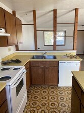 2030-2040-2040 NW Friel St in Pullman, WA - Building Photo - Building Photo