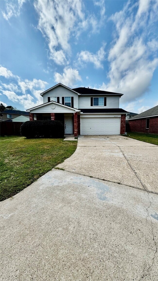 5018 Woodland Meadows Ln in Humble, TX - Building Photo - Building Photo