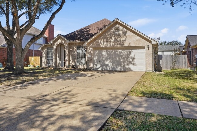 3206 Ivory Pointe Dr in League City, TX - Building Photo - Building Photo