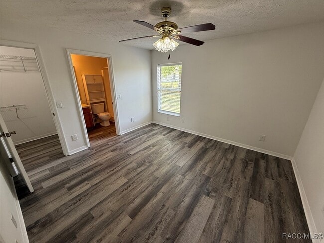 property at 3844 S Swan Terrace