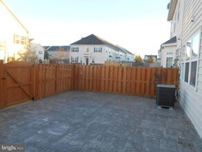 202 London Downs Cir in Stephens City, VA - Building Photo - Building Photo