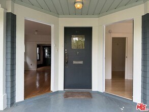 30 Breeze Ave in Los Angeles, CA - Building Photo - Building Photo