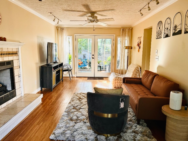 1071 Standard Dr NE in Atlanta, GA - Building Photo - Building Photo