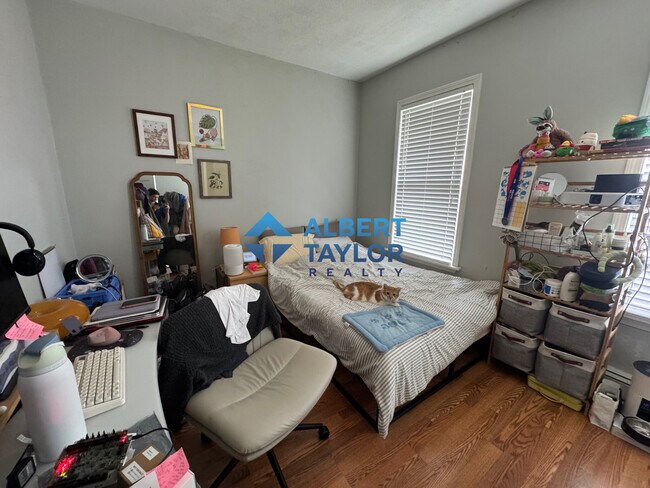 7 Munroe St, Unit 1