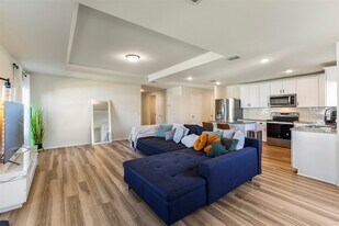 10112 Falkland Rd in Crowley, TX - Building Photo