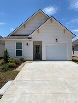 12113 Trophy Ln in Madisonville, LA - Building Photo
