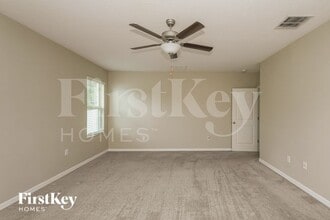 14706 Scottburgh Glen Dr in Wimauma, FL - Building Photo - Building Photo