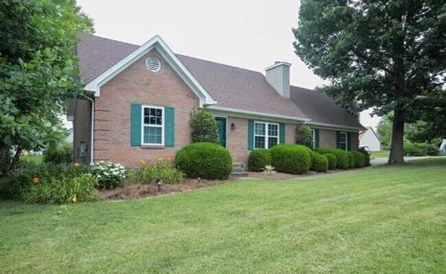 4701 Shenandoah Dr in Louisville, KY - Building Photo - Building Photo