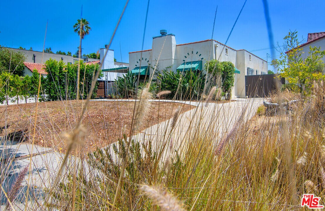 832 S Citrus Ave in Los Angeles, CA - Foto de edificio