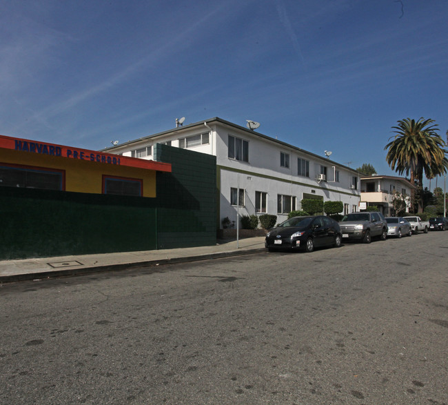 1319 N Harvard Blvd in Los Angeles, CA - Foto de edificio - Building Photo